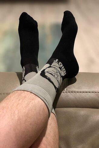 بالانسد كو جوارب دريس شروت من دوايت جوارب راين ويلسون المضحكة جوارب مجنونة غير رسمية من القطن، اسود، مقاس واحد in Kuwait