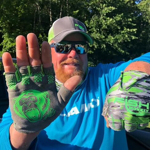 Fish Monkey FM18- Stubby Glove for Fishing in Kuwait