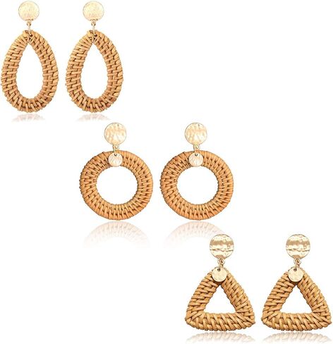 Rattan Hoop Earrings Woven Handmade Straw Circle Drop Earrings Hammered Disc Stud Wicker Bohemian Lightweight Earrings for women in Kuwait