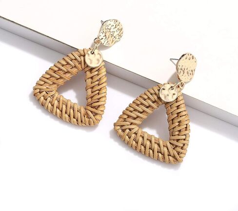 Rattan Hoop Earrings Woven Handmade Straw Circle Drop Earrings Hammered Disc Stud Wicker Bohemian Lightweight Earrings for women in Kuwait