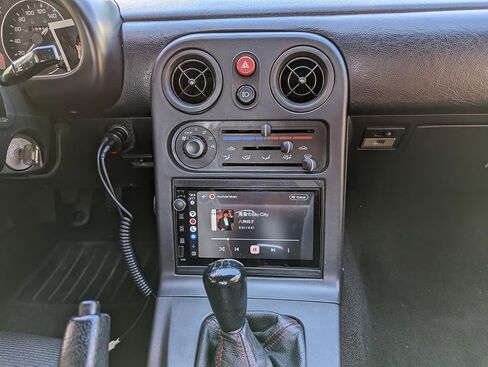 إطار وحدة رأس مزدوج Din متوافق مع إطار جهاز الاستقبال Mazda Miata MX5 NA لعام 1989-1997 in Kuwait
