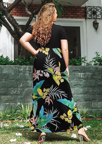 فستان طويل صيفي بمقاس كبير للنساء بأكمام قصيرة ورقبة مستديرة وفساتين طويلة بوهيمية للشاطئ مع جيوب in Kuwait