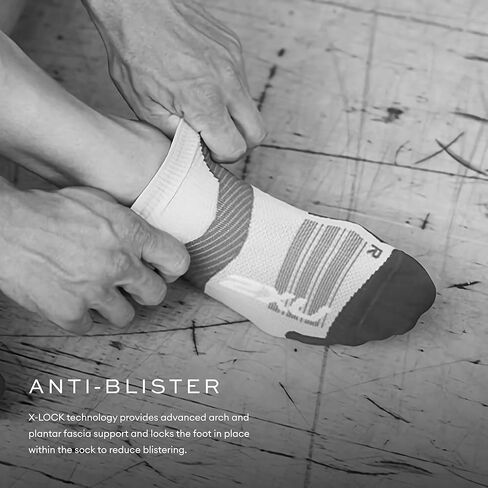 2XU VECTR Ultralight No Show Socks in Saudi Arabia