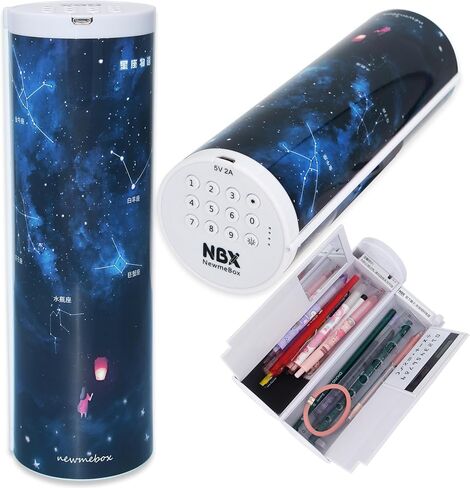 مقلمة قابلة للقفل مع آلة حاسبة، شكل أسطواني قائم، صندوق قلم متعدد الوظائف بقفل بكلمة مرور، منظم مكتب القفل، أنماط لطيفة للفتيات والأولاد والأطفال واللوازم المدرسية (الفراولة) in Kuwait