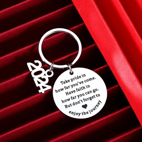 VANLOVEMAC Graduation Gifts for Him Her Class of 2024 Seniors Gifts Keychain College Medical High School Graduation Gifts for Women Men Friends Daughter Son Graduates Masters Nurses Students in Saudi Arabia