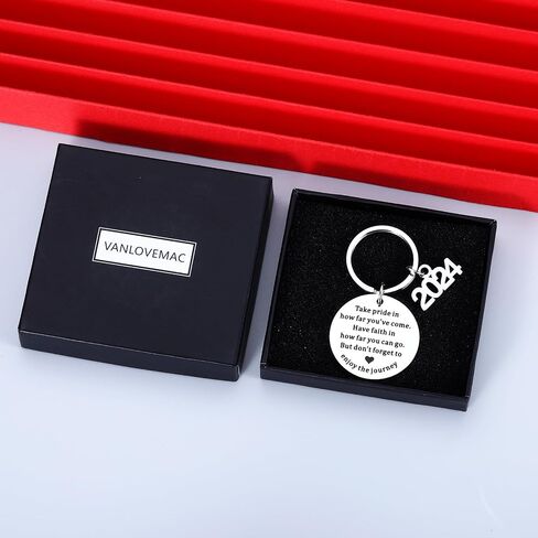 VANLOVEMAC Graduation Gifts for Him Her Class of 2024 Seniors Gifts Keychain College Medical High School Graduation Gifts for Women Men Friends Daughter Son Graduates Masters Nurses Students in Saudi Arabia