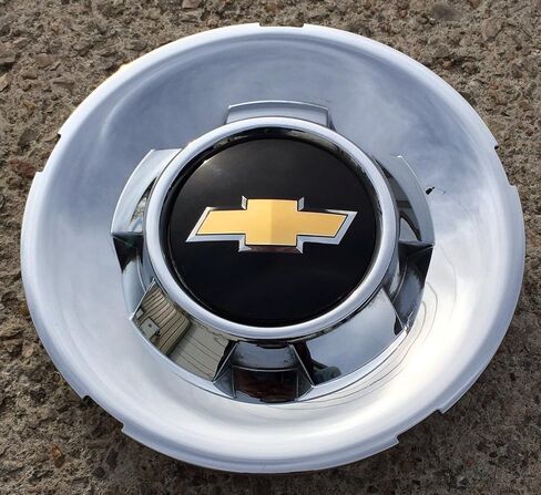 20 Inch OEM Chevy 6 Lug Chrome Plated Center Cap Hubcap Wheel Cover 2009-2014 # 9597347 5416 Silverado Suburban Tahoe Avalanche 1500 Pickup Truck Suv in Saudi Arabia