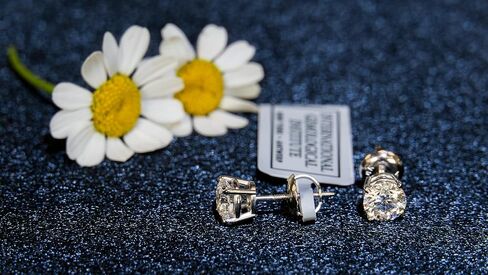 1/5 to 0.95 Carat Natural Diamond Round Stud Earrings for Women I 14k White Gold Earrings I Very Shinny, cttw 4-Prong Basket I Screw Back Earrings Made in USA by Beverly Hills Jewelers in Kuwait