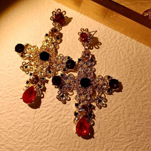 الحديث خمر الذهبي تخريمية زهرة استرخى كريستال الصليب الأقراط in Kuwait