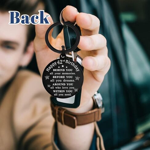 هدايا عيد الميلاد الثاني والأربعين - سلسلة مفاتيح عيد ميلاد ولدت في عام 1982 - هدايا عيد ميلاد للرجال والنساء بعمر 42 عامًا - هدية عيد ميلاد عام 1982 in Kuwait