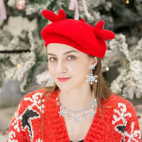 Christmas Snowflake Necklace Bracelet Earrings Snowflake Charm Link Bracelet Austrian Crystal Drop Dangle Earrings Christmas Snoflake Jewelry Set for Women Girls in Saudi Arabia