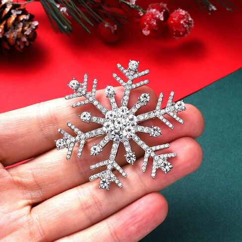 Christmas Snowflake Necklace Bracelet Earrings Snowflake Charm Link Bracelet Austrian Crystal Drop Dangle Earrings Christmas Snoflake Jewelry Set for Women Girls in Saudi Arabia