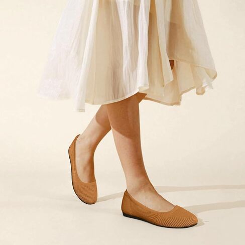 أحذية نسائية مسطحة بمقدمة مستديرة ونسيج باليه مريح وأنيق in Kuwait