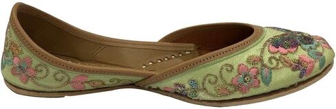 Multi Punjabi Jutti for Women's Wedding Shoes Traditional Handmade Ethnic Brdial Soft Flat Leather Jooti in Saudi Arabia