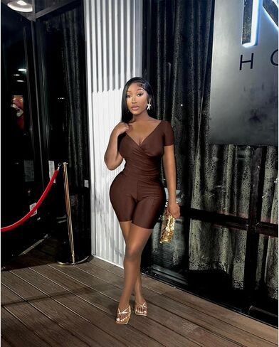 PRIVIMIX طقم نسائي مكون من قطعتين شورت مثير مكشوف الأكتاف ملابس نادي Bodycon بدلة رياضية بني L in Kuwait