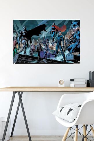 Trends International DC Comics - باتمان - ملصق حائط Skyline in Saudi Arabia