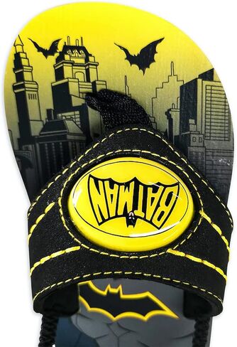 صنادل شاطئ مضيئة للأولاد الصغار من باتمان (كبير 9-10)، أسود in Kuwait