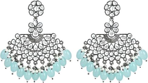 I Jewels حفل زفاف هندي احتفالي Navratri أقراط شاندبالي من الفضة المؤكسدة بلؤلؤ كوندان مع مجموعة Maang Tikka للنساء/الفتيات (TE3106) in Saudi Arabia