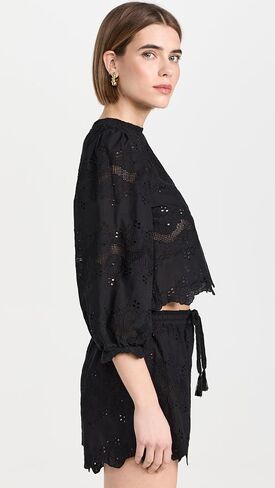 Women's Lisa Top in Saudi Arabia