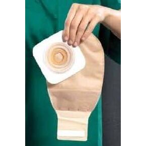 Natura + Drainable Pouch withvisiClose and filter, Transparent, Standard 70mm, 2 3/4 Part No. 416422 Qty 10 Per Box by Sur-Fit Natura