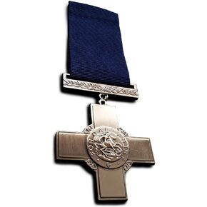 Military Medal George Cross Medal Military WW2 British The Highest Gallantry Farmed Forces Copy military cross medal