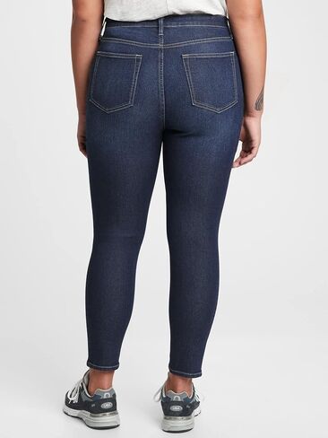 GAP Women's High Rise Favorite Jegging Pant in Saudi Arabia