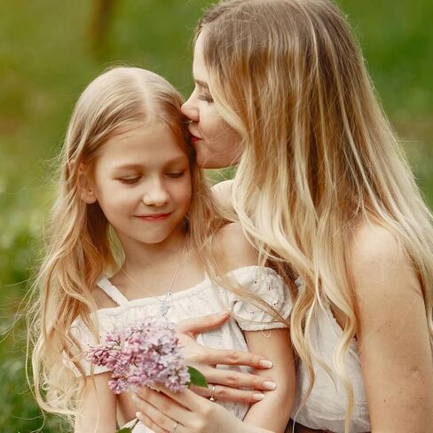 فيجويبرو هدايا حفلات الرقص للبنات، قلادة راقصة الباليه هدايا للبنات، مجوهرات بالحرف الاول من A-Z بدلاية باليه هدايا عيد ميلاد للبنات والابنة وابنة الاخت in Kuwait