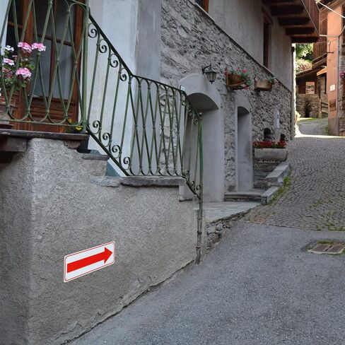 10 Pcs Arrow Sign, 10 x 3.5 Inch Aluminum Reflective Sign Rust Free Aluminum-UV Protected and Weatherproof, Metal Arrow Signs Right Arrow Sign for Indoor or Outdoor Use in Kuwait