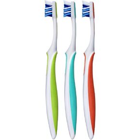 Oral-B Cross-Action Toothbrush, Bristles Compact Head PRO, Soft - 3 Pack in Kuwait