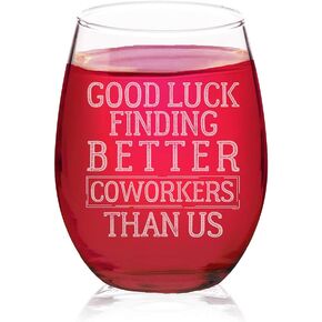 حظًا سعيدًا في العثور على زملاء عمل أفضل منا، كأس نبيذ بدون جذع، هدية عيد ميلاد مضحكة لشخص يحب شرب هدايا حفلات البكالوريوس (شفاف، زجاج) in Kuwait