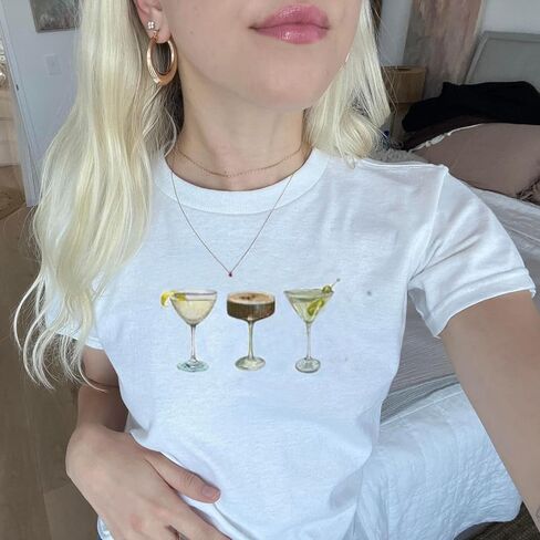 Women Y2K Aesthetic Graphic Baby Tees Short Sleeve Crewneck Fitted Crop Tops Teen Girl Summer Vintage White T Shirt in Saudi Arabia