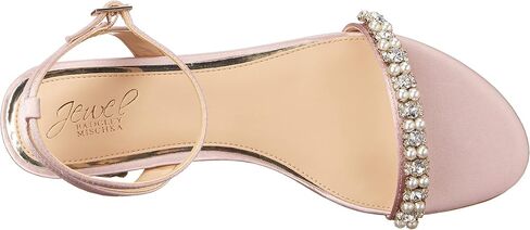Jewel Badgley Mischka Daria Pearl and Crystal Flat Sandals in Saudi Arabia