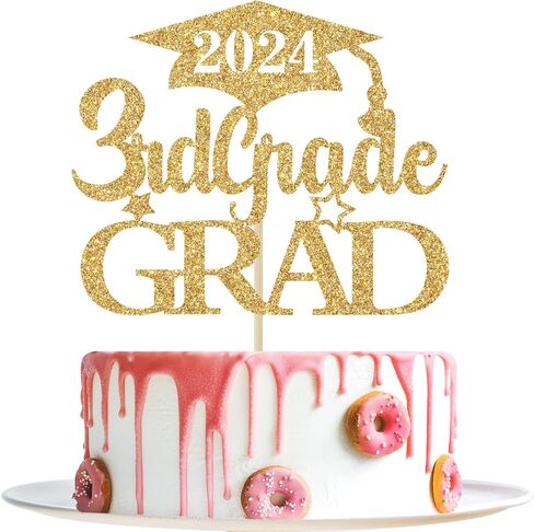 غلاف كعكة التخرج من الدرجة الثالثة باللون الذهبي اللامع، ديكور التخرج الثالث، 2024 ديكورات الصف الثالث، ديكورات حفلات التخرج الابتدائية in Kuwait