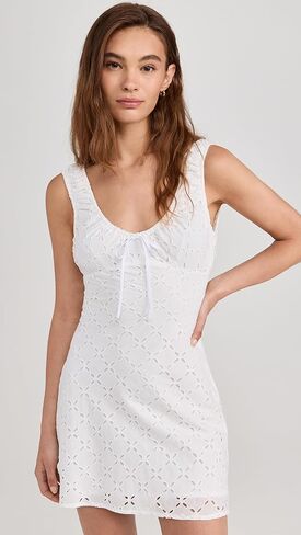 فستان سيدار نسائي من NIA in Kuwait