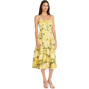Maggy London Floral Summer Sweetheart Neckline | Pretty Garden Wedding Guest Dresses for Women