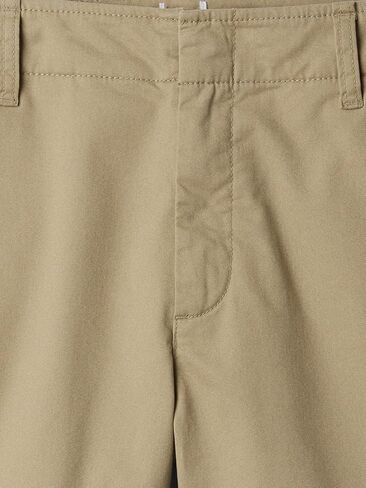شورت داون تاون كاكي قصير للنساء من GAP in Kuwait