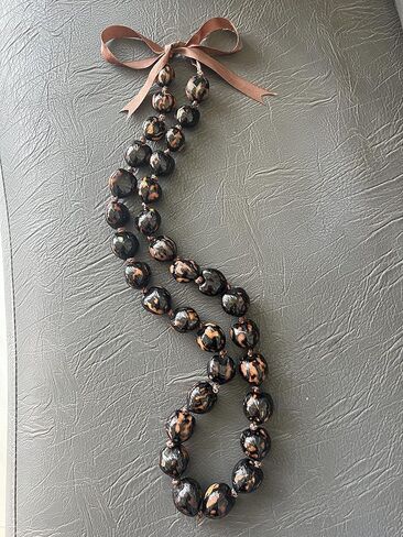 Mens and Womens Mixed Black and Brown Kukui Nut Tropical Necklace from the Philippines (Natural Colors May Vary) in Saudi Arabia