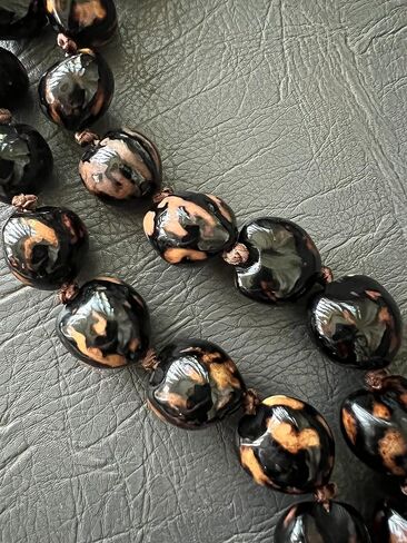 Mens and Womens Mixed Black and Brown Kukui Nut Tropical Necklace from the Philippines (Natural Colors May Vary) in Saudi Arabia