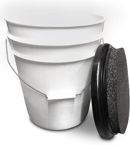 غطاء دلو مبطن باللون الأسود وإطار أسود/وسادة سوداء من Bucket Lidz مقاس 1 بوصة in Saudi Arabia
