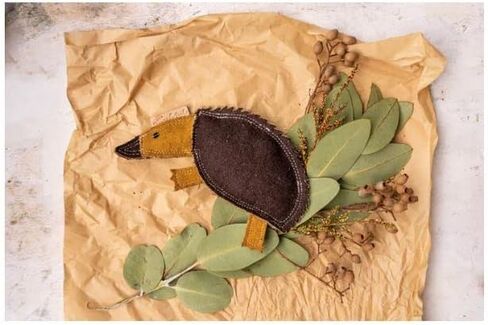 Darren Dingo - Premium Felt Dog Toy in Saudi Arabia