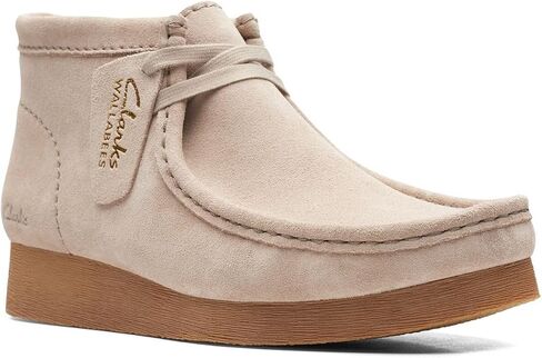 Clarks Womens Wallabee Boot2 61529 (Black Suede) in Saudi Arabia