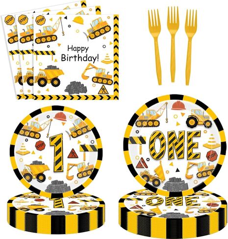 Holy Cow I'm 1/2 Birthday Party Plates Moo Moo Half Way To 1st Disposable Paper Dinner Plates Dinnerware for Farm Animals Cow Girls Baby Shower Half Birthday Party Party Decorations Supplies in Kuwait