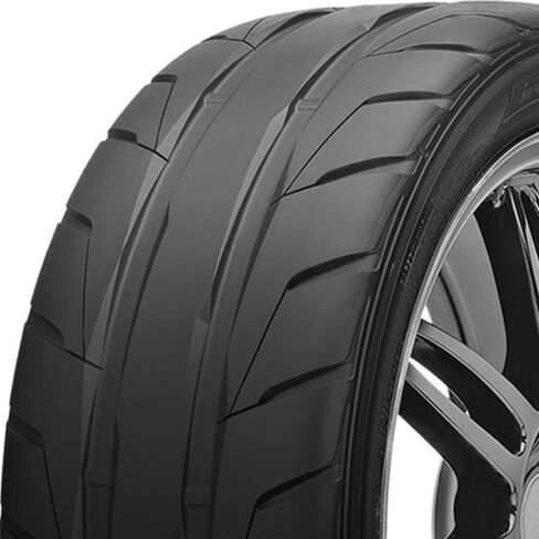 إطار نصف قطري Nitto NT05 لجميع المواسم - 205/50R15 89W in Saudi Arabia
