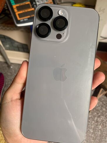 قطعتان من واقي الشاشة الخلفي لهاتف iPhone 15 Pro Max فيلم هيدروجيل وليس زجاج in Kuwait