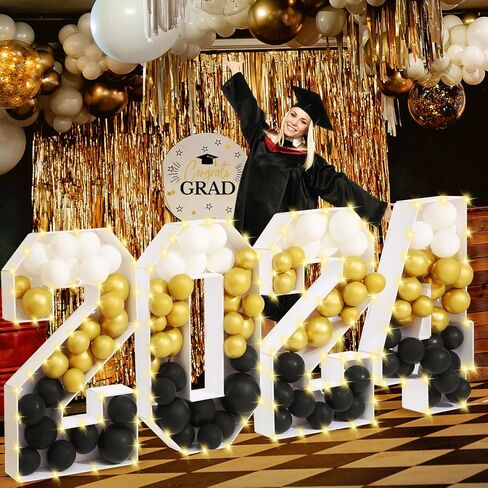 2024 ديكورات حفلات التخرج 2.5 قدم مجموعة إطارات مضيئة كبيرة الحجم 150 بالون لوحة فسيفساء مسبقة القطع (ذهبي، أسود، أبيض، نمط 2024) in Saudi Arabia
