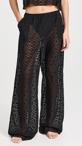 طقم كاسات كامي وبنطلون نسائي من بلوبيلا in Kuwait