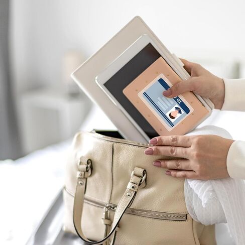 10 قطع من حامل بطاقات الرعاية الطبية الجديد PVC حامل بطاقة مقاوم للماء شفاف لحماية بطاقة الائتمان وبطاقات الهوية وغطاء الأكمام للضمان الاجتماعي وبطاقة الخصم ورخصة القيادة وبطاقة العمل in Saudi Arabia