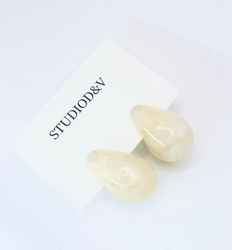 Rasin خفيفة الوزن مكتنزة الأطواق مسمار الصيف اللون الأقراط - الاكريليك لطيف Waterdrop الأقراط المصنوعة في كوريا، والأقراط المرأة الموضة اليومية. in Kuwait