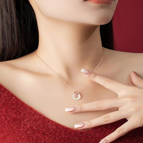 Gold Koi Fish Necklace Jade Nceklace for Women,Lucky Goldfish Jade Pendant Choker Chain Necklace for Teen Girls,Koi Jade Crystal Good Luck Necklace in Saudi Arabia