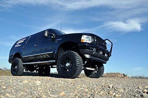 طقم رفع التعليق 5 بوصة من Rough Country لسيارة Ford Excursion 4WD 2000-2005 - 481.20 in Saudi Arabia